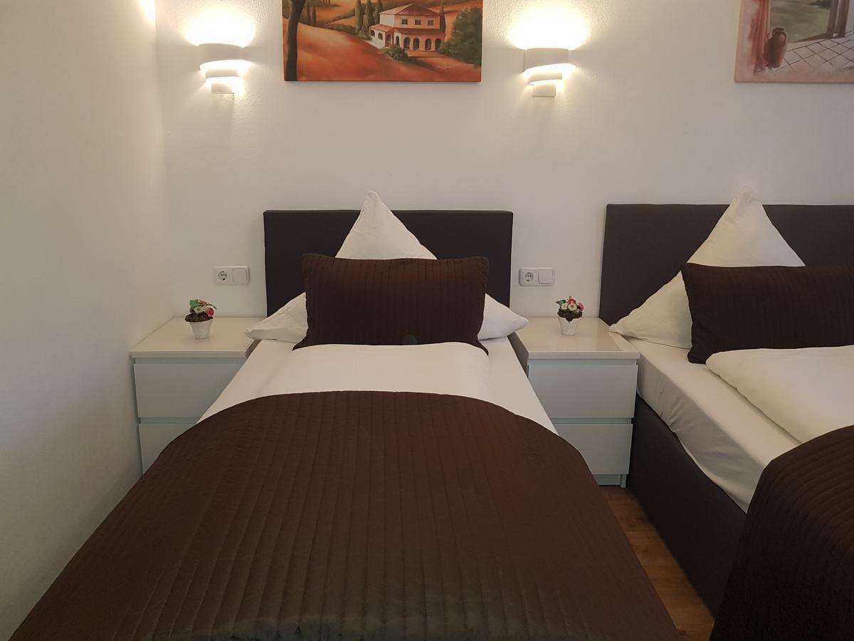 Fussen Apartments - West Apartments Экстерьер фото